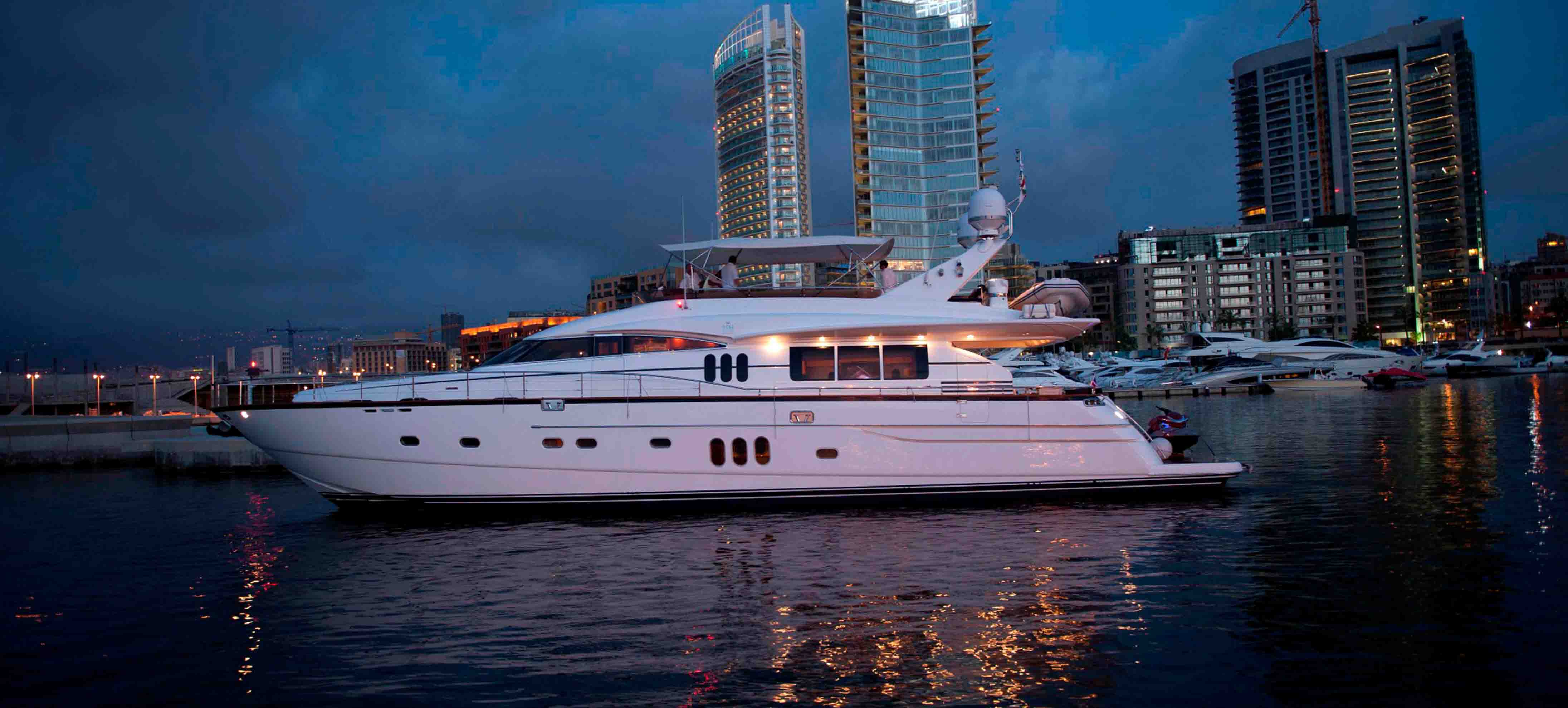 LADY H YACHT
